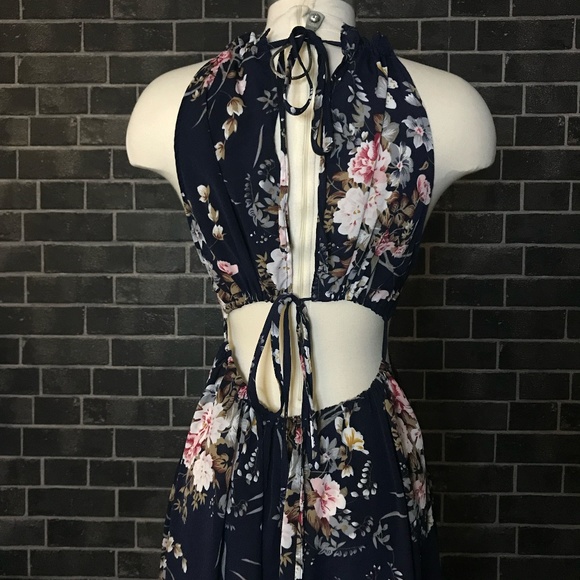 Crisscross Cut Out Front Tie Back Floral Halter Dress - Picture 8 of 16